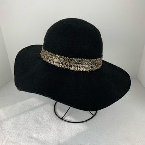 bebe 100% Wool Felt‎ Wide Brim Hat Black & Gold Sequins Brand New